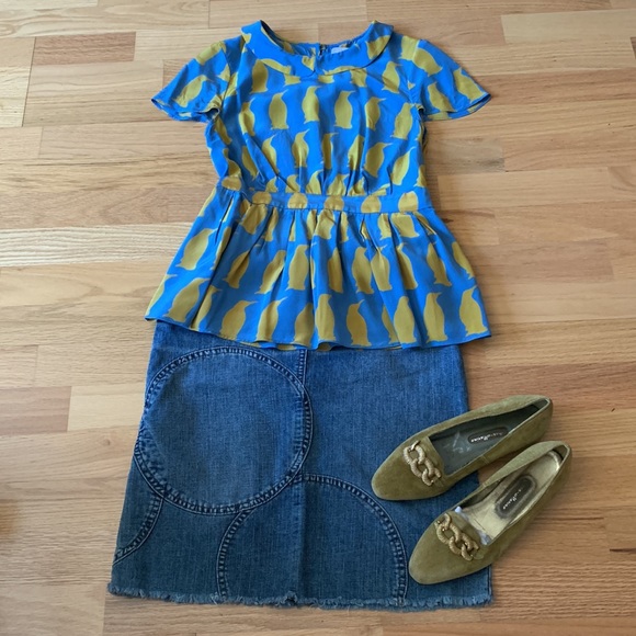 Adorable 💙💛Silk top📍FIRM📍 - Picture 12 of 16